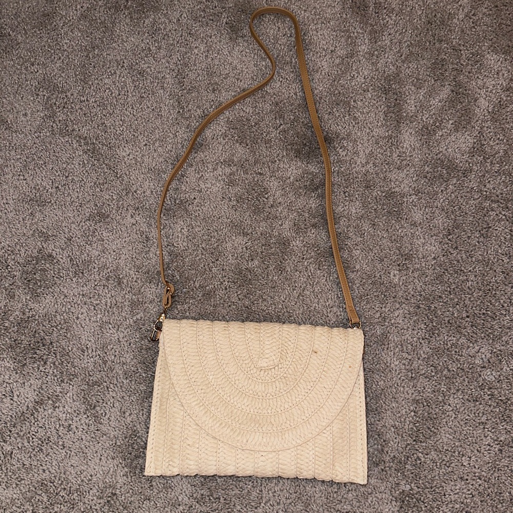 ⭐️5 for $10 Straw shoulder bag